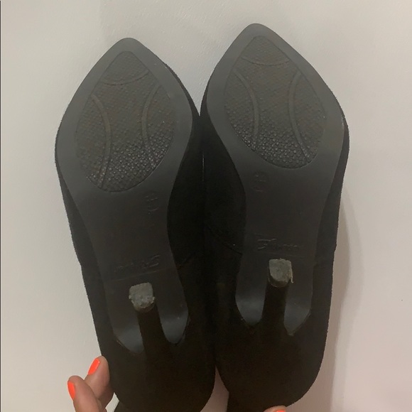 Black Knee High Heel Boots, Size 5 1/2 - Picture 8 of 9